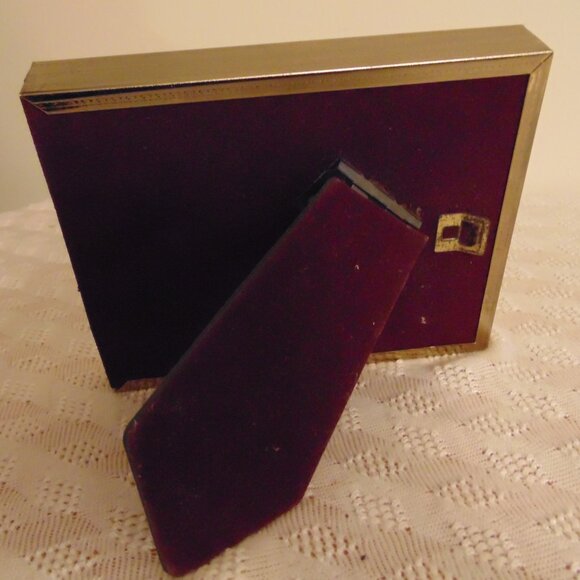 Two Embroidered Cardinals Sitting on Branch, Gold Frame, 6 x 5 inches - Picture 4 of 4